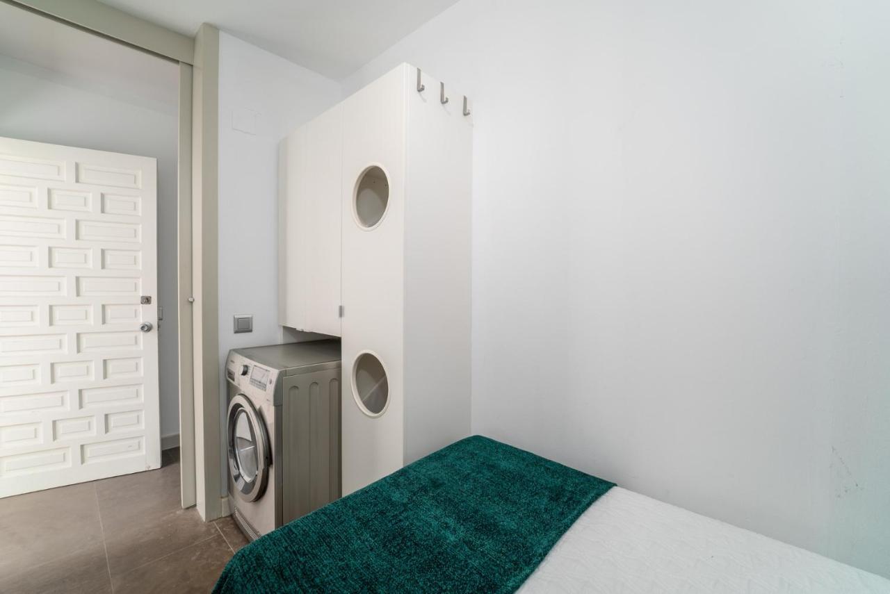Azahara I, 25a Small Cozy With Great Views Located In The Popular Area Of Nueva Andalucia
