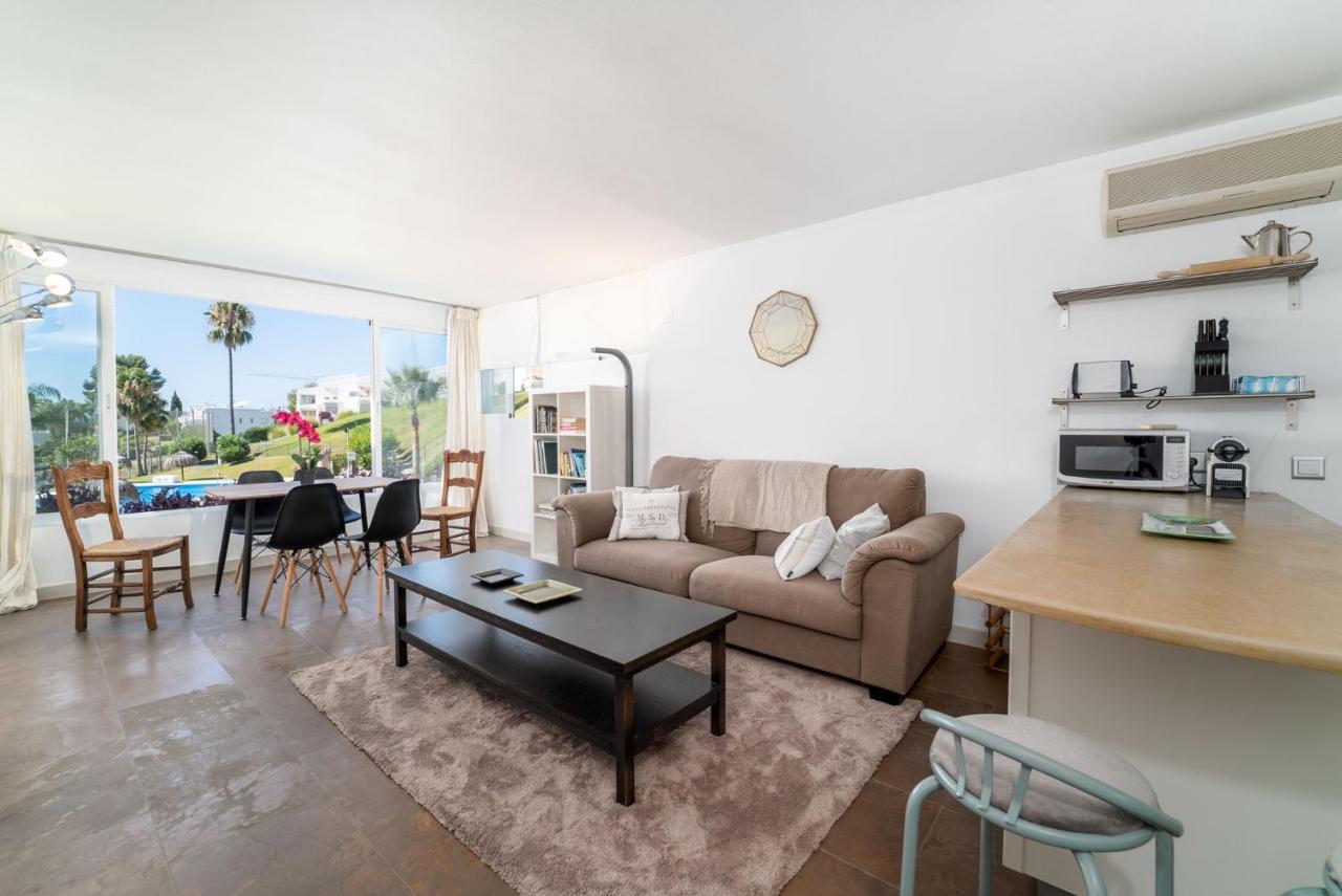 Azahara I, 25a Small Cozy With Great Views Located In The Popular Area Of Nueva Andalucia * Marbella